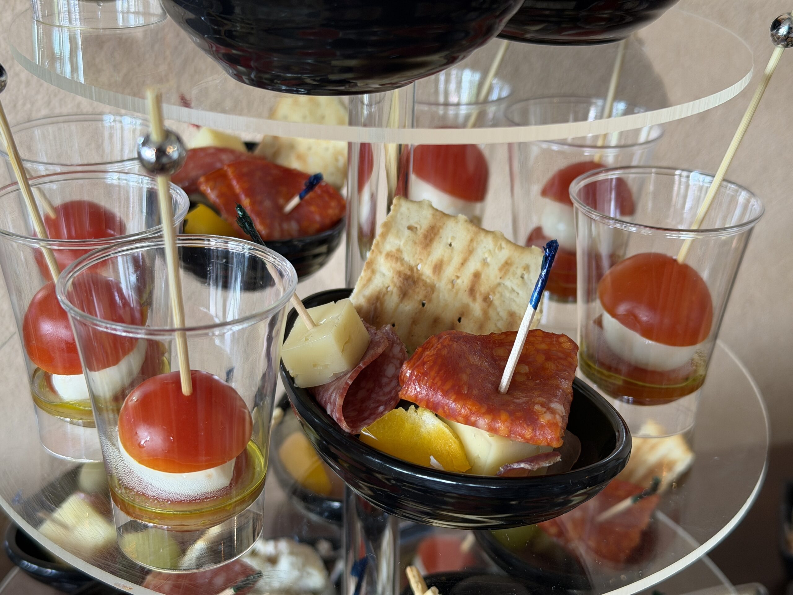Na piketu Catering elegantni zalogaji za sve prigode